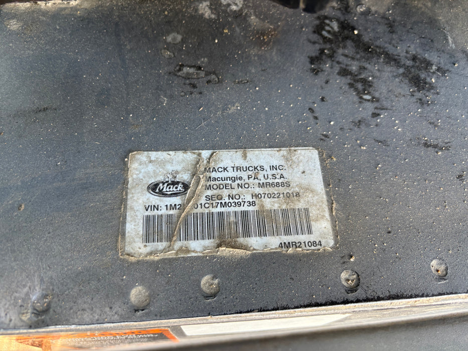 2007 Schwing 2525H-6 S61SX – 2007 Mack MR688s *E039