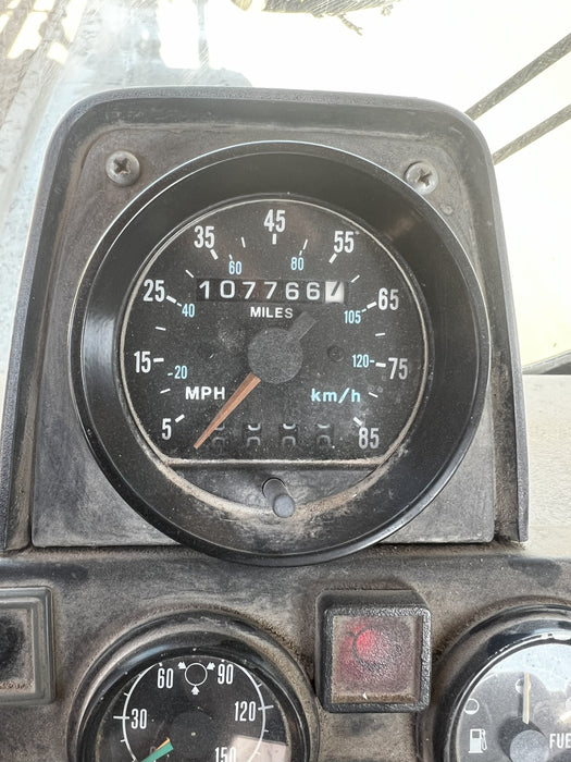 2001 S 58 SX 105109
